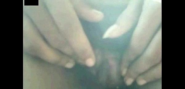  Horny srilankan pussy